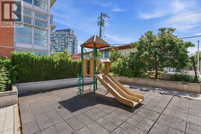 298 E 11TH Avenue | Vancouver British Columbia | Slide Image Thirty-two
