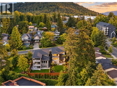 1170 TUXEDO Drive | Port Moody British Columbia | Slide Image Four