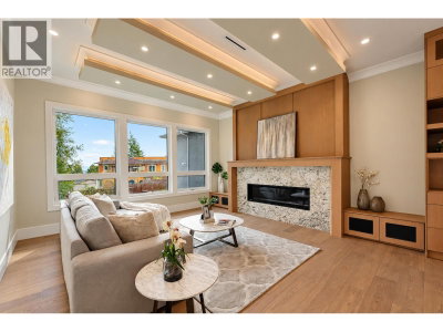 1180 TUXEDO Drive | Port Moody British Columbia | Slide Image Nineteen