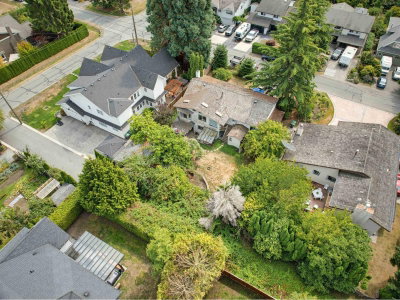 13181 15 Avenue | Surrey British Columbia | Slide Image Eighteen