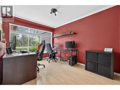 5380 SMITH Drive | Richmond British Columbia | Slide Image Twelve
