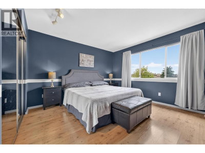 5380 SMITH Drive | Richmond British Columbia | Slide Image Fifteen