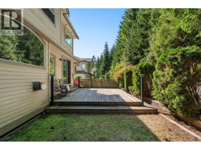 94 LINDEN Court | Port Moody British Columbia | Slide Image Thirty-one