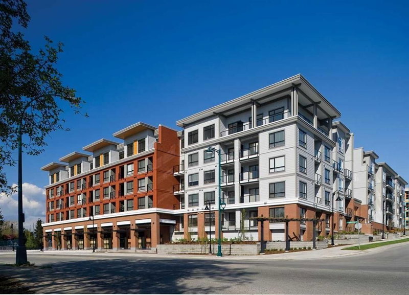 13733 107A Avenue Surrey British Columbia, V3T 0B7 - 2 Bedrooms Condo For Sale