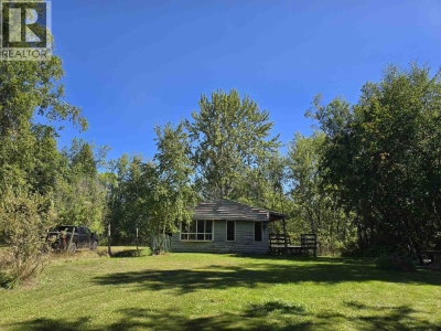 930 HESKETH Road | Quesnel British Columbia | Slide Image Four