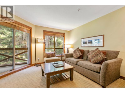 4653 BLACKCOMB Way | Whistler British Columbia | Slide Image Four