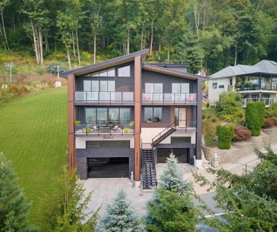36228 SANDRINGHAM Drive | Abbotsford British Columbia | Slide Image Three