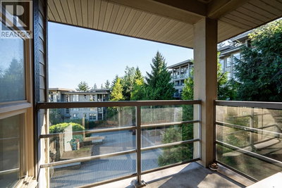 9319 UNIVERSITY Crescent | Burnaby British Columbia | Slide Image Four