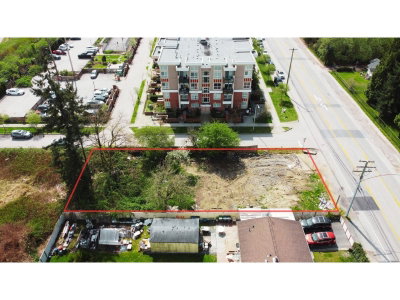 10712 140 Street | Surrey British Columbia | Slide Image Three