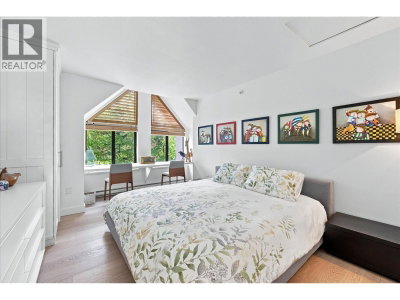 4637 BLACKCOMB Way | Whistler British Columbia | Slide Image Nineteen