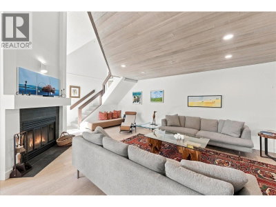 4637 BLACKCOMB Way | Whistler British Columbia | Slide Image Nine