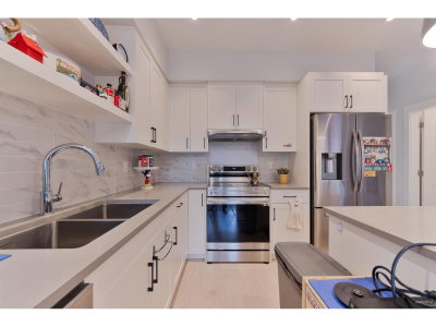 20157 83 Avenue | Langley British Columbia | Slide Image Twelve