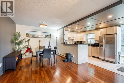 7288 ACORN Avenue | Burnaby British Columbia | Slide Image Thirteen