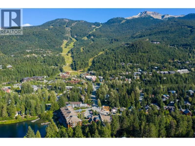 2129 LAKE PLACID Road | Whistler British Columbia | Slide Image Twenty-five