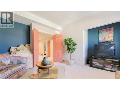 147 ASPENWOOD Drive | Port Moody British Columbia | Slide Image Eighteen