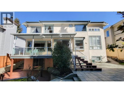 147 ASPENWOOD Drive | Port Moody British Columbia | Slide Image Thirty-five