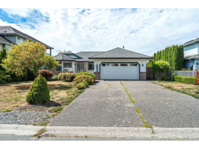 6055 170A Street | Surrey British Columbia | Slide Image One