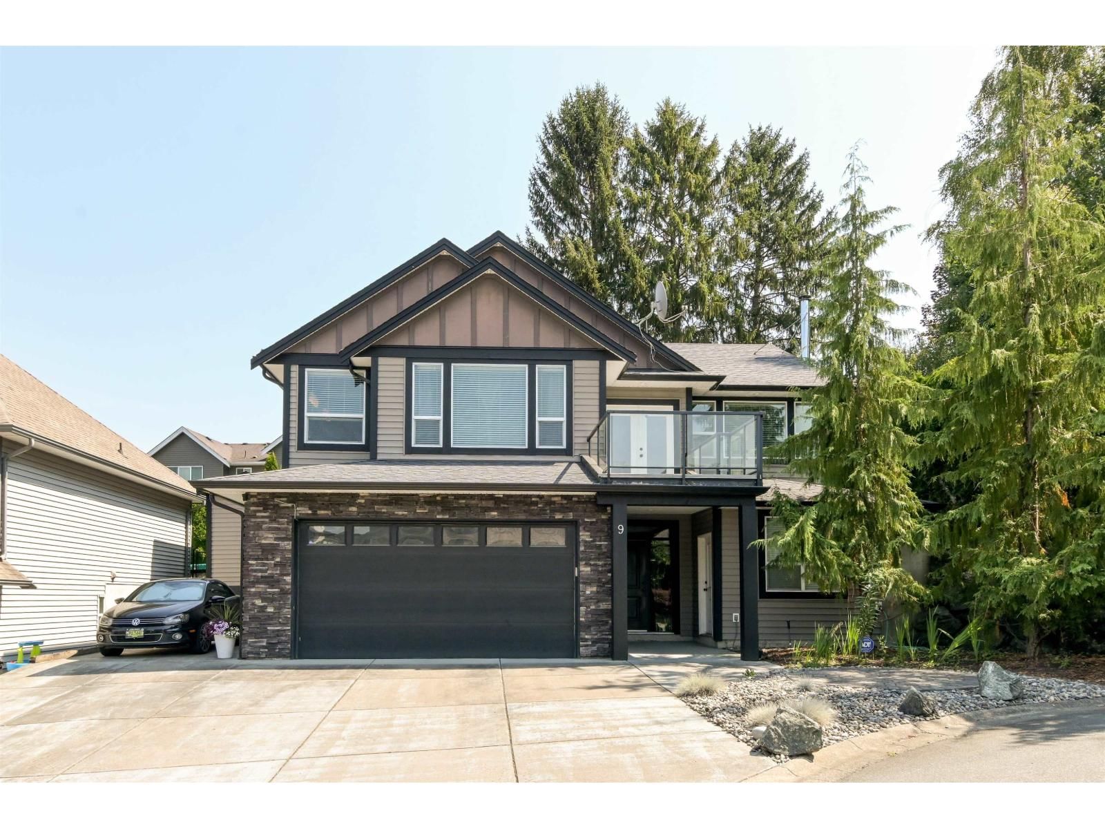 46792 HUDSON Road, Chilliwack, British Columbia V2R 0P5