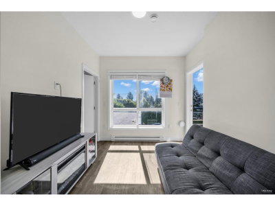 9450 ROBSON Street | Chilliwack British Columbia | Slide Image Four