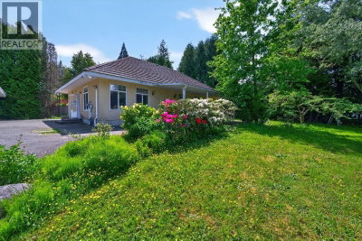 7668 WHEATER Court | Burnaby British Columbia | Slide Image Six