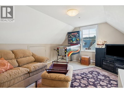 3000 RIVERBEND Drive | Coquitlam British Columbia | Slide Image Twenty-seven