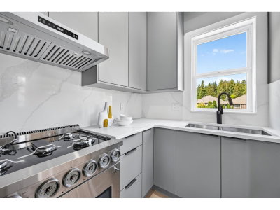 15871 111A Avenue | Surrey British Columbia | Slide Image Sixteen