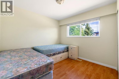 9551 SNOWDON Avenue | Richmond British Columbia | Slide Image Eighteen