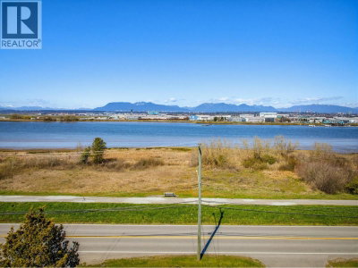 4440 RIVER Road | Richmond British Columbia | Slide Image Thirteen