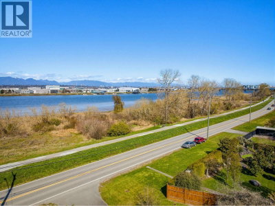 4440 RIVER Road | Richmond British Columbia | Slide Image Fifteen