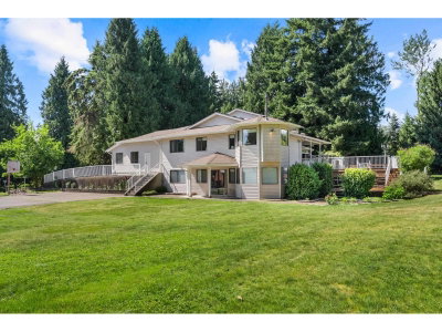 6582 SATCHELL Street | Abbotsford British Columbia | Slide Image Eight
