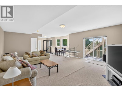23836 ZERON Avenue | Maple Ridge British Columbia | Slide Image Twenty-four