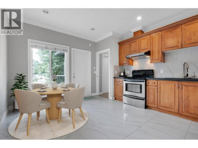5131 MANOR STREET | Burnaby British Columbia | Slide Image Twelve