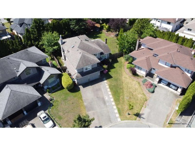 14218 86B Avenue | Surrey British Columbia | Slide Image Thirty-nine