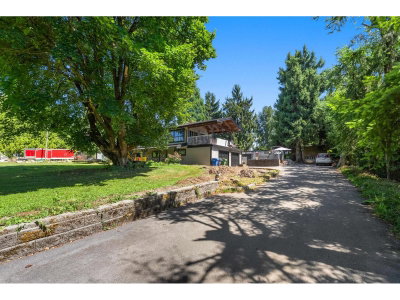 6050 LECLAIR Street | Abbotsford British Columbia | Slide Image Seven