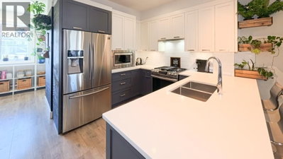 189 WOOD Street | New Westminster British Columbia | Slide Image Seven
