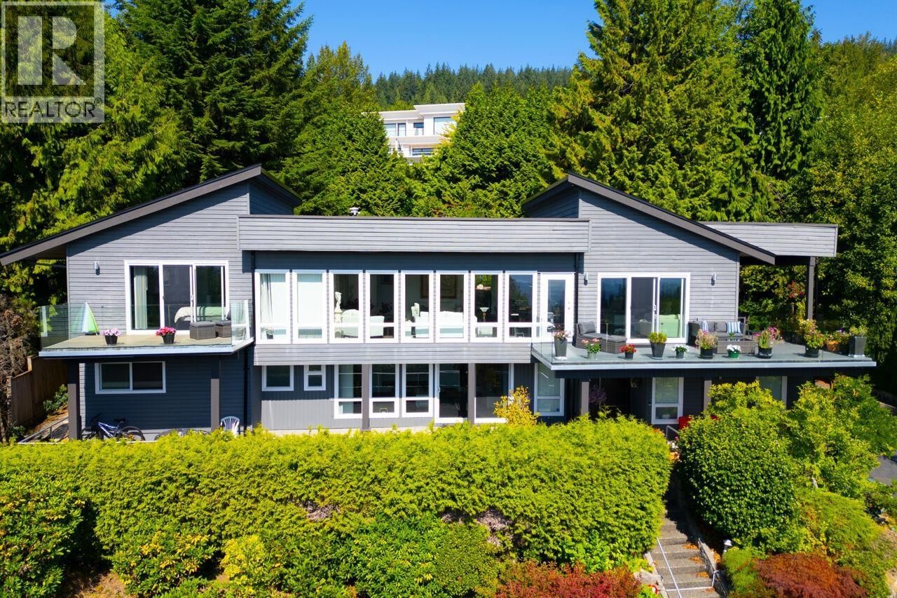 1135 GROVELAND Court, West Vancouver, British Columbia V7S 1Z7