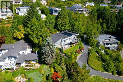 1135 GROVELAND Court | West Vancouver British Columbia | Slide Image Thirty-seven