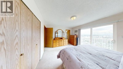 197 WARRICK Street | Coquitlam British Columbia | Slide Image Twelve