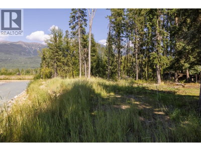 1475 DORVAL Road | McBride British Columbia | Slide Image Ten