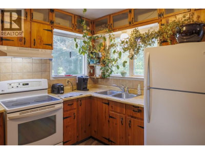 1475 DORVAL Road | McBride British Columbia | Slide Image Nineteen