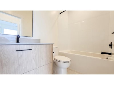 27254 ALDERGROVE TOWN CENTRE Drive | Langley British Columbia | Slide Image Nineteen