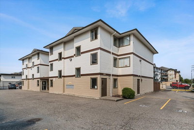 7435 SHAW Avenue | Chilliwack British Columbia | Slide Image One