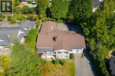 1181 CHARTWELL Drive | West Vancouver British Columbia | Slide Image Thirty-six