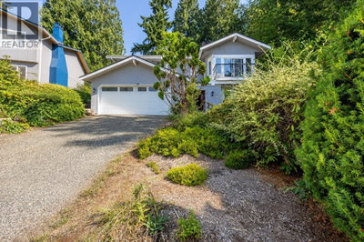 2575 ASHURST Avenue | Coquitlam British Columbia | Slide Image Thirty