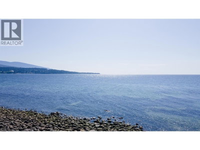 6221 SUNSHINE COAST Highway | Sechelt British Columbia | Slide Image Two