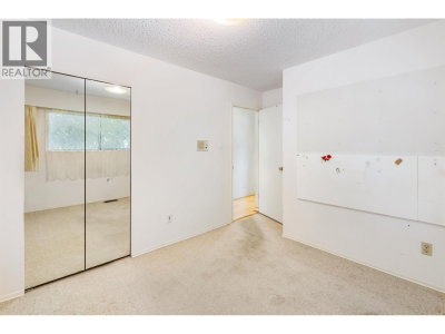 2019 PAULUS Crescent | Burnaby British Columbia | Slide Image Seventeen