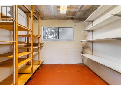 2019 PAULUS Crescent | Burnaby British Columbia | Slide Image Twenty-nine