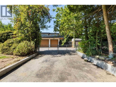 2019 PAULUS Crescent | Burnaby British Columbia | Slide Image Thirty-three