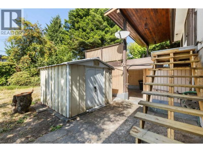 2019 PAULUS Crescent | Burnaby British Columbia | Slide Image Thirty-six