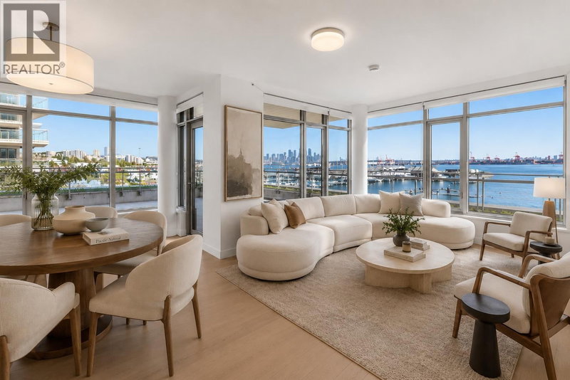 785 HARBOUR Way North Vancouver British Columbia, V7P 0G3 - 3 Bedrooms Waterfront Condo For Sale